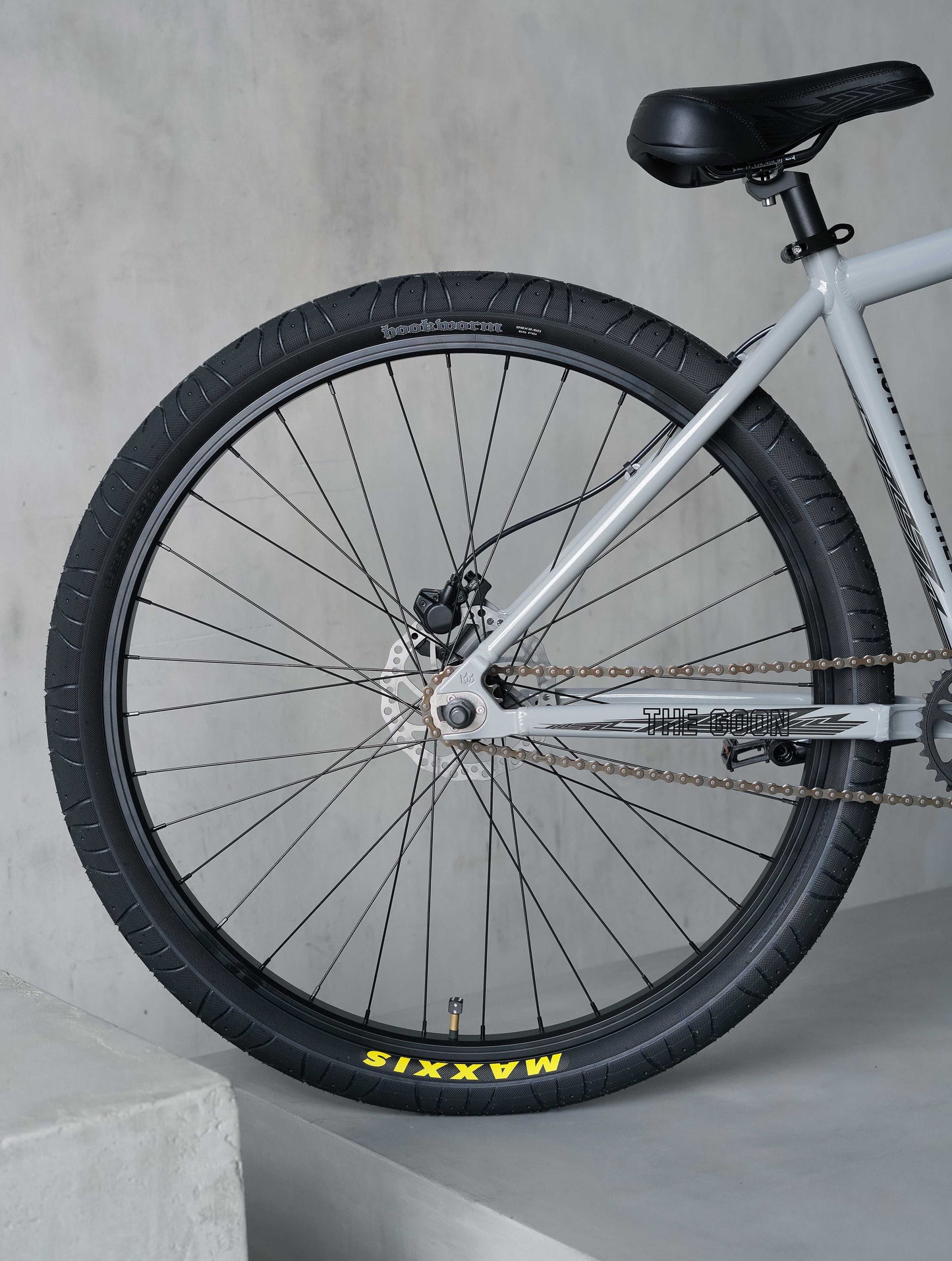 THRONE CYCLES - The Goon 29" - C Concrete Grey