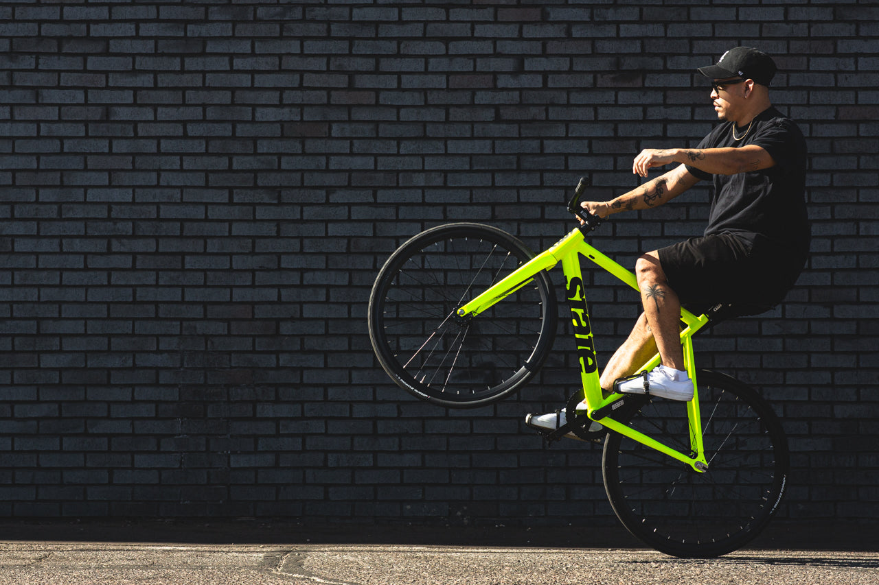 6061 Black Label v3 - Volt / Matte Black
