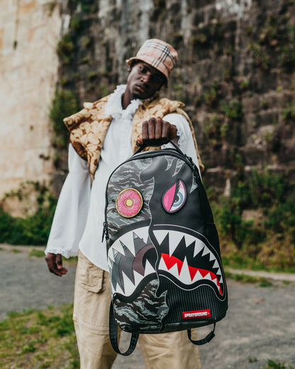 DAZED AND SHARK BACKPACK (DLXV)
