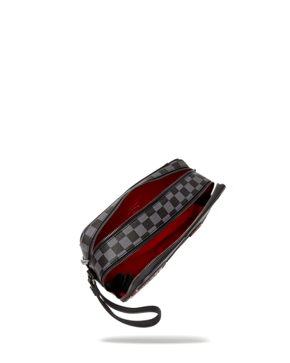 HENNY AIIR TO THE THRONE TOILETRY BAG