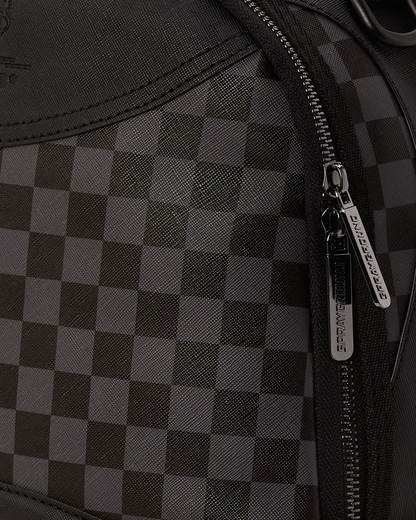 HENNY AIIR TO THE THRONE BACKPACK (DLXV)