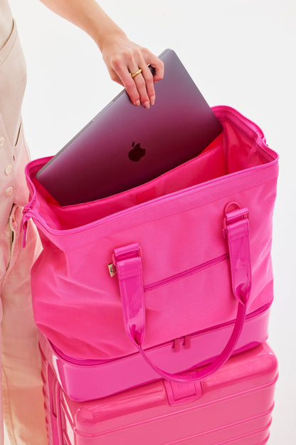 The Mini Weekender in Barbieƒ?› Pink
