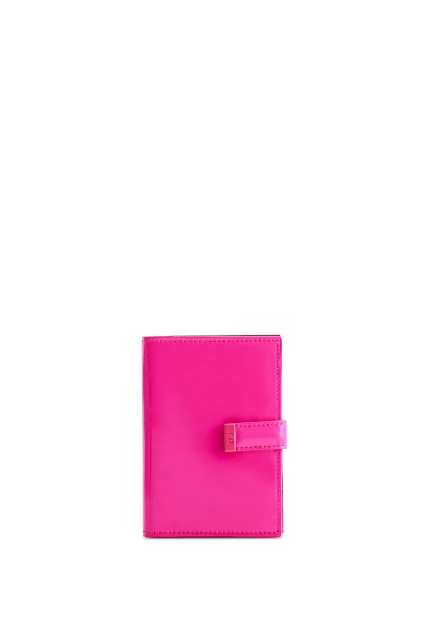 The Passport & Luggage Tag Set in Barbieƒ?› Pink