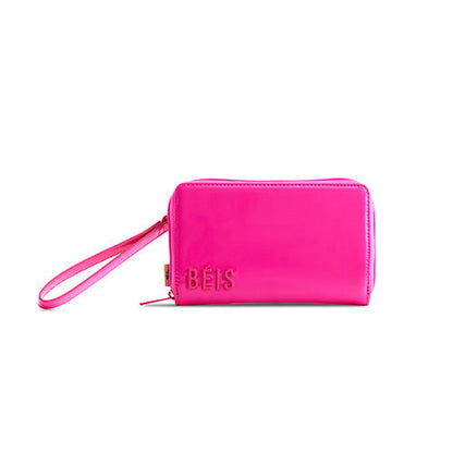 The Travel Wallet in Barbieƒ?› Pink