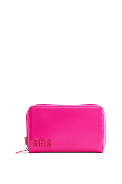 The Travel Wallet in Barbieƒ?› Pink