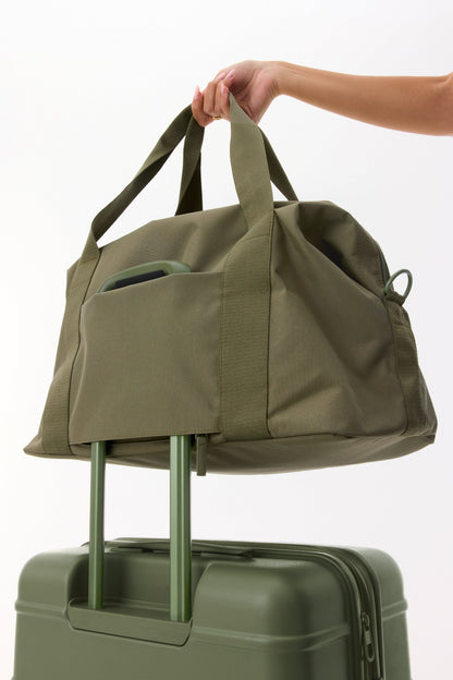 The B??ISics Duffle in Olive