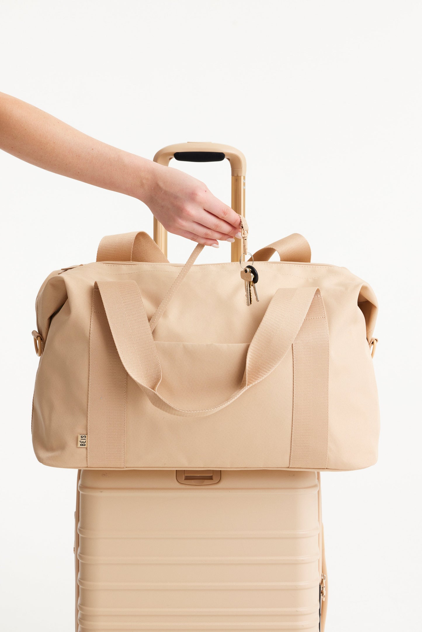 The B??ISics Duffle in Beige