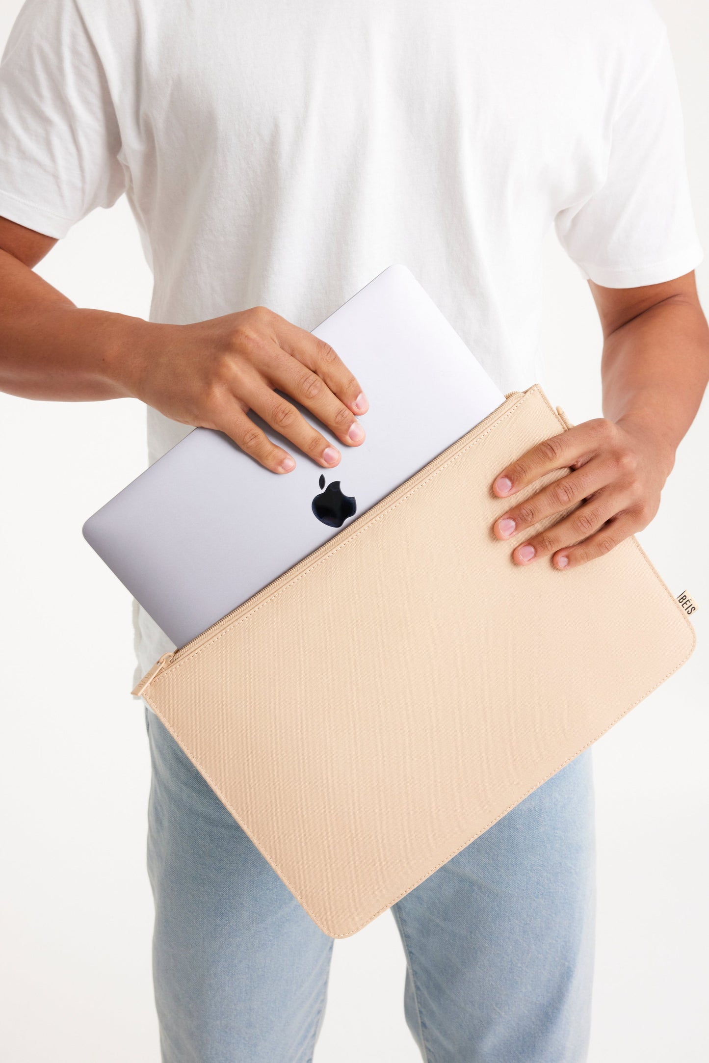 Resale The B??ISics Laptop Pouch in Beige