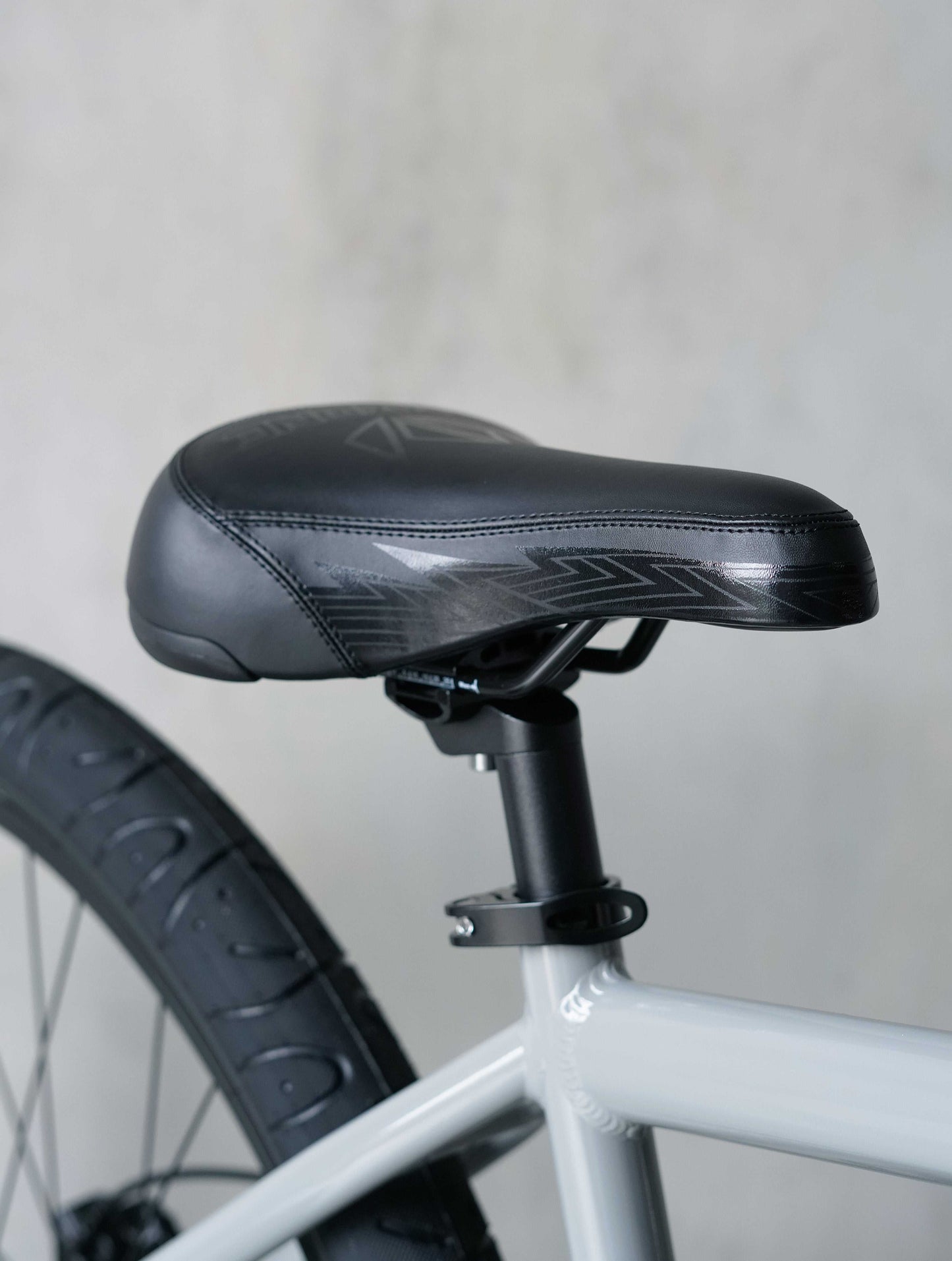 THRONE CYCLES - The Goon 29" - C Concrete Grey