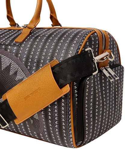 ILLUCHAINS DUFFLE