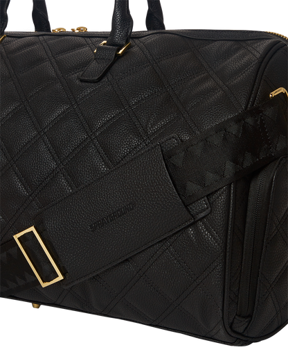 NOIR QUILT GOLD CHAIN SHARK DUFFLE
