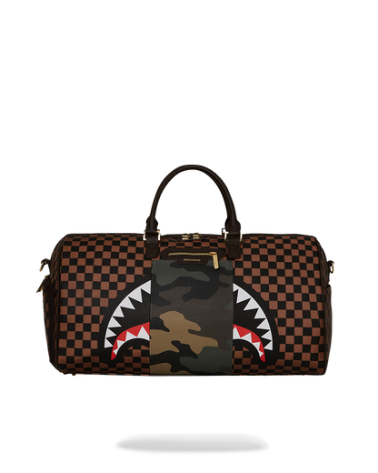 EXTERIOR GOLD ZIP POCKET SHARKS IN PARIS DUFFLE