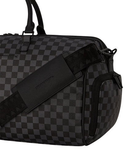 SNOOPY DAY OFF DUFFLE
