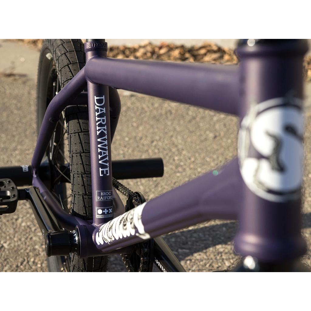 Sunday Dark Wave Authentic 20 Inch Bike
