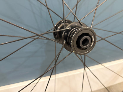 #SBCTEAM – ENVE AG25 Carbon Gravel Wheelset | 700c / XDR / Tubeless-Ready (Used – Good Condition)