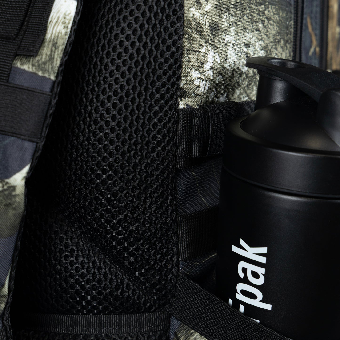 35L Realtree Edge Black Meal Prep Management