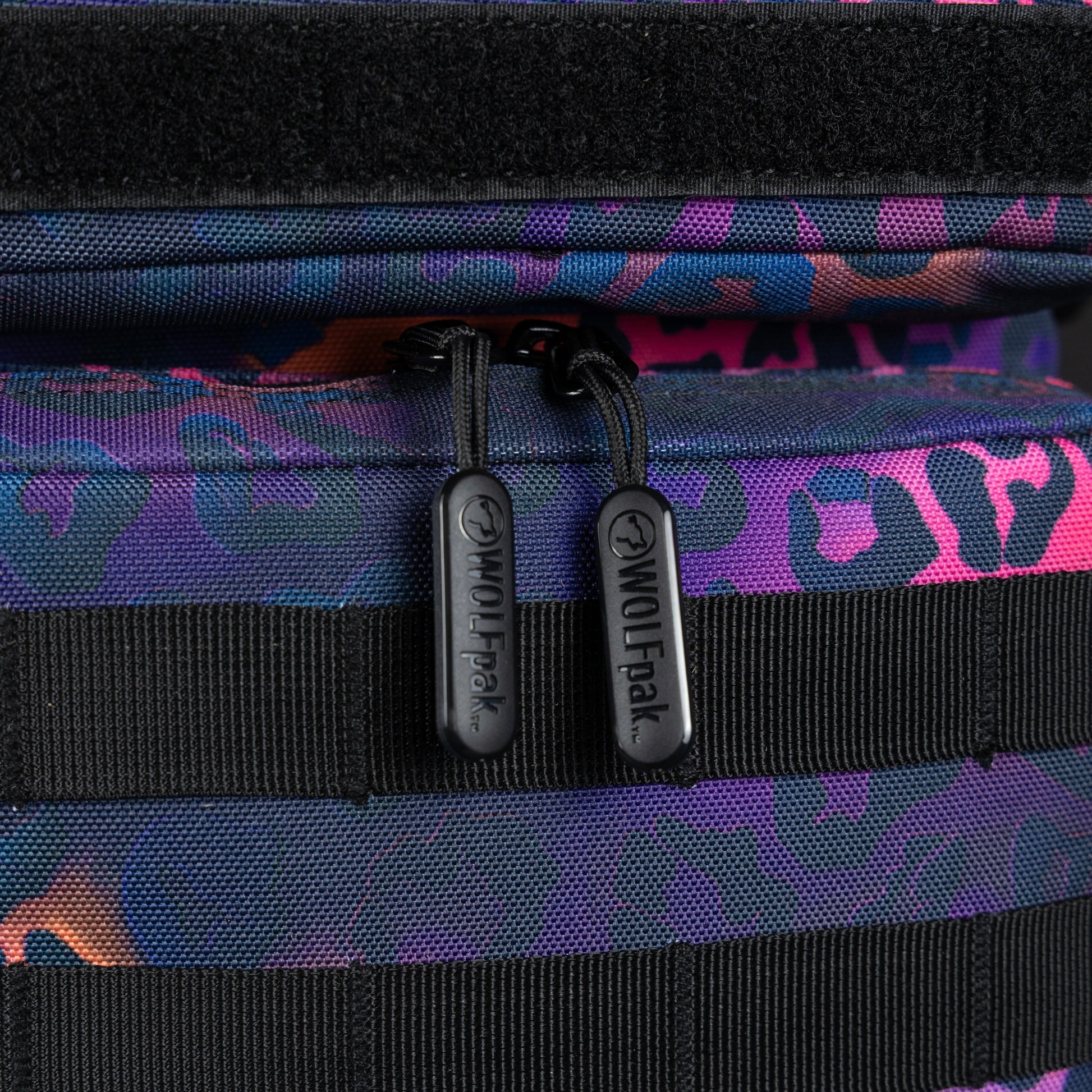 45L Backpack Neon Leopard