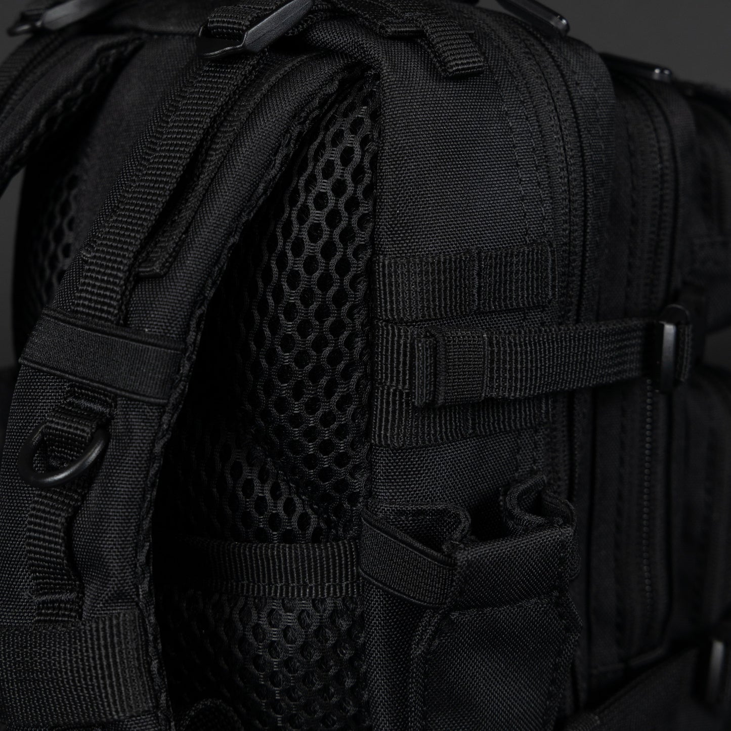 3L Collector's Pak Alpha Black (SOLD OUT) Not Restocking