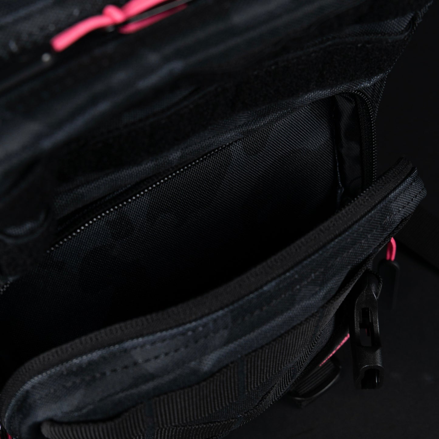 9L Backpack Mini Black Hearts
