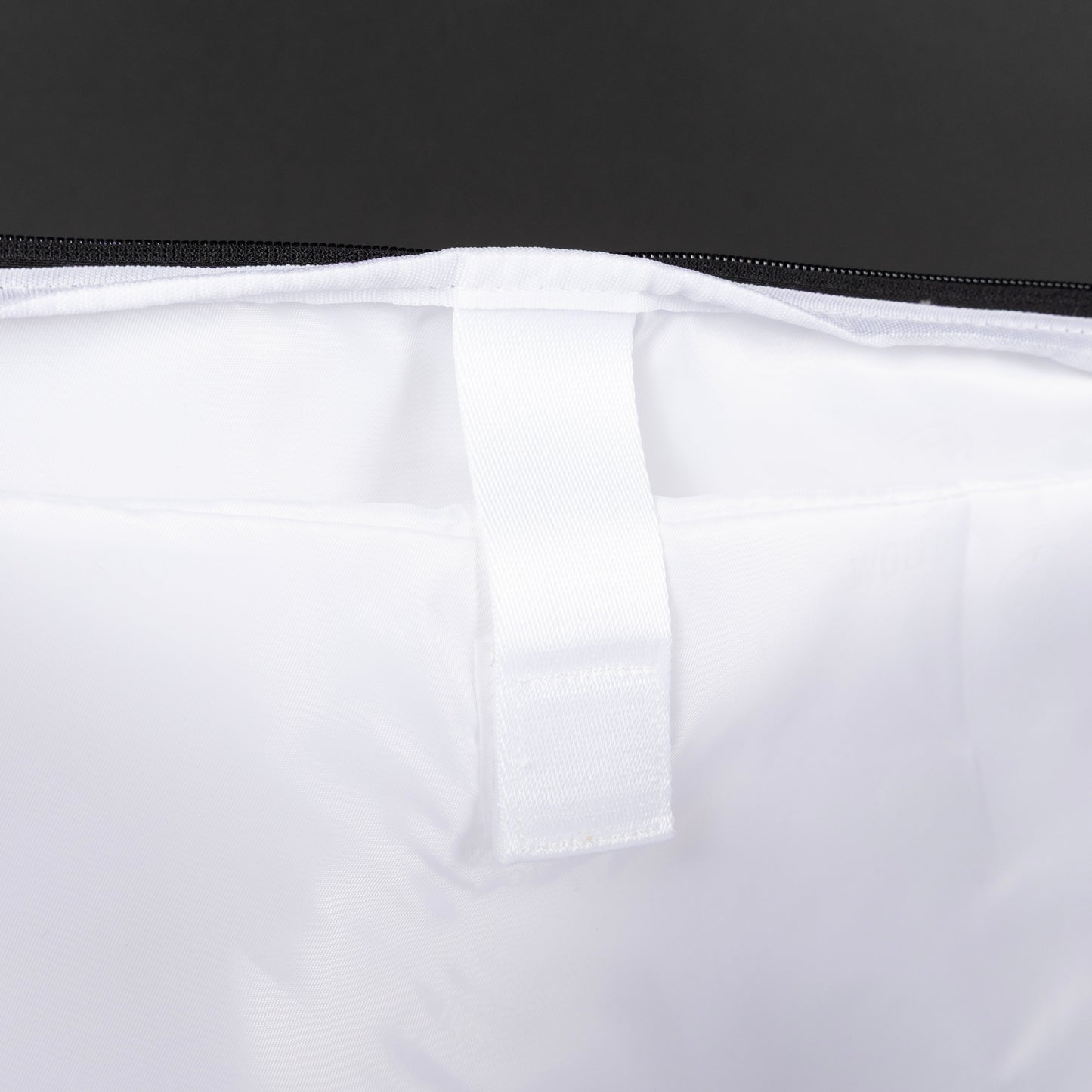 30L Perfect Duffle Bag Polar White