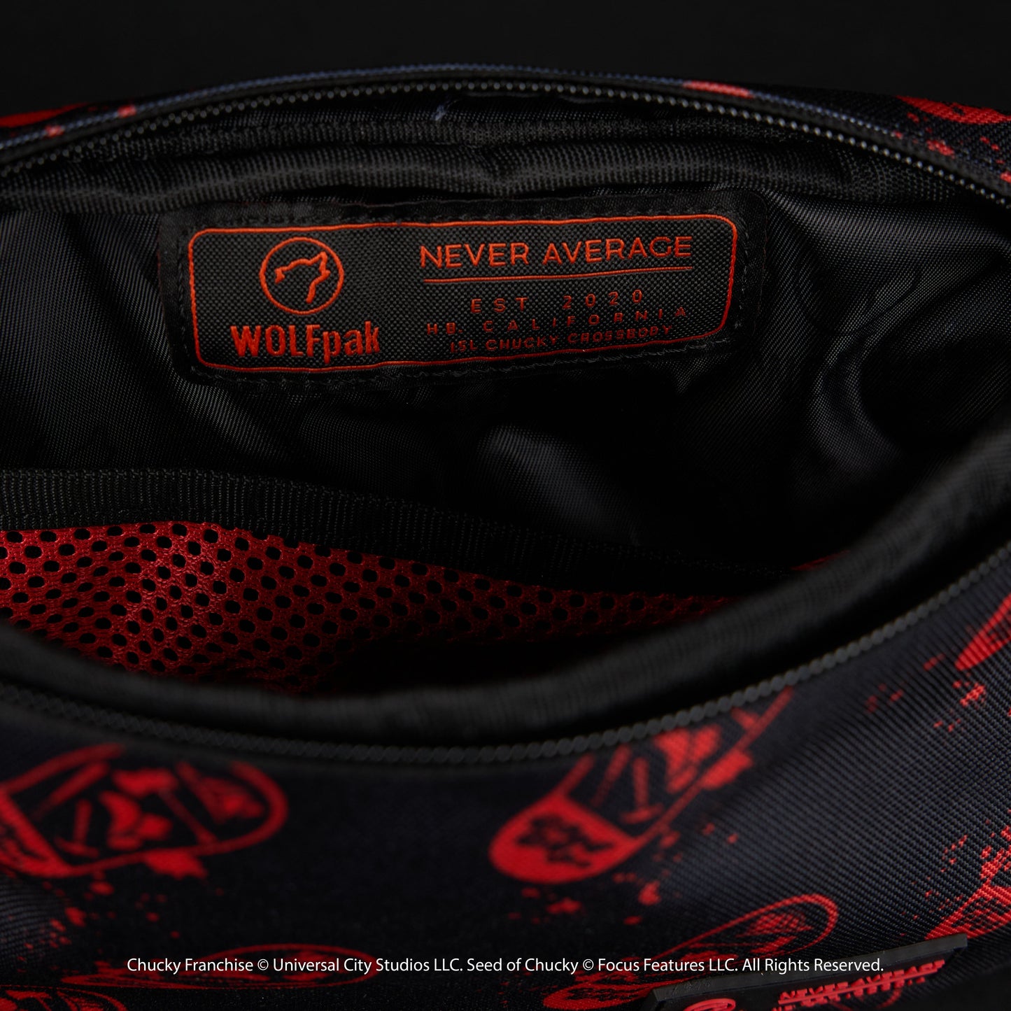 1.5L Crossbody Pack Chucky (PRE SALE)