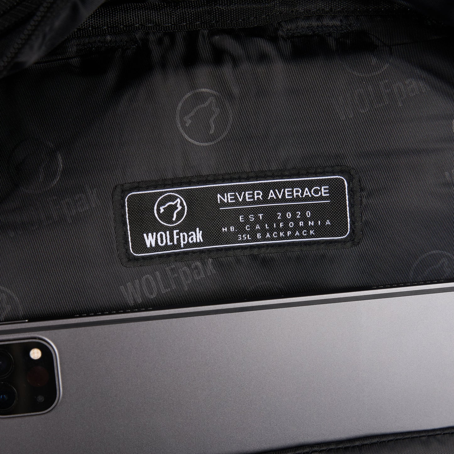 35L Backpack Alpha Black