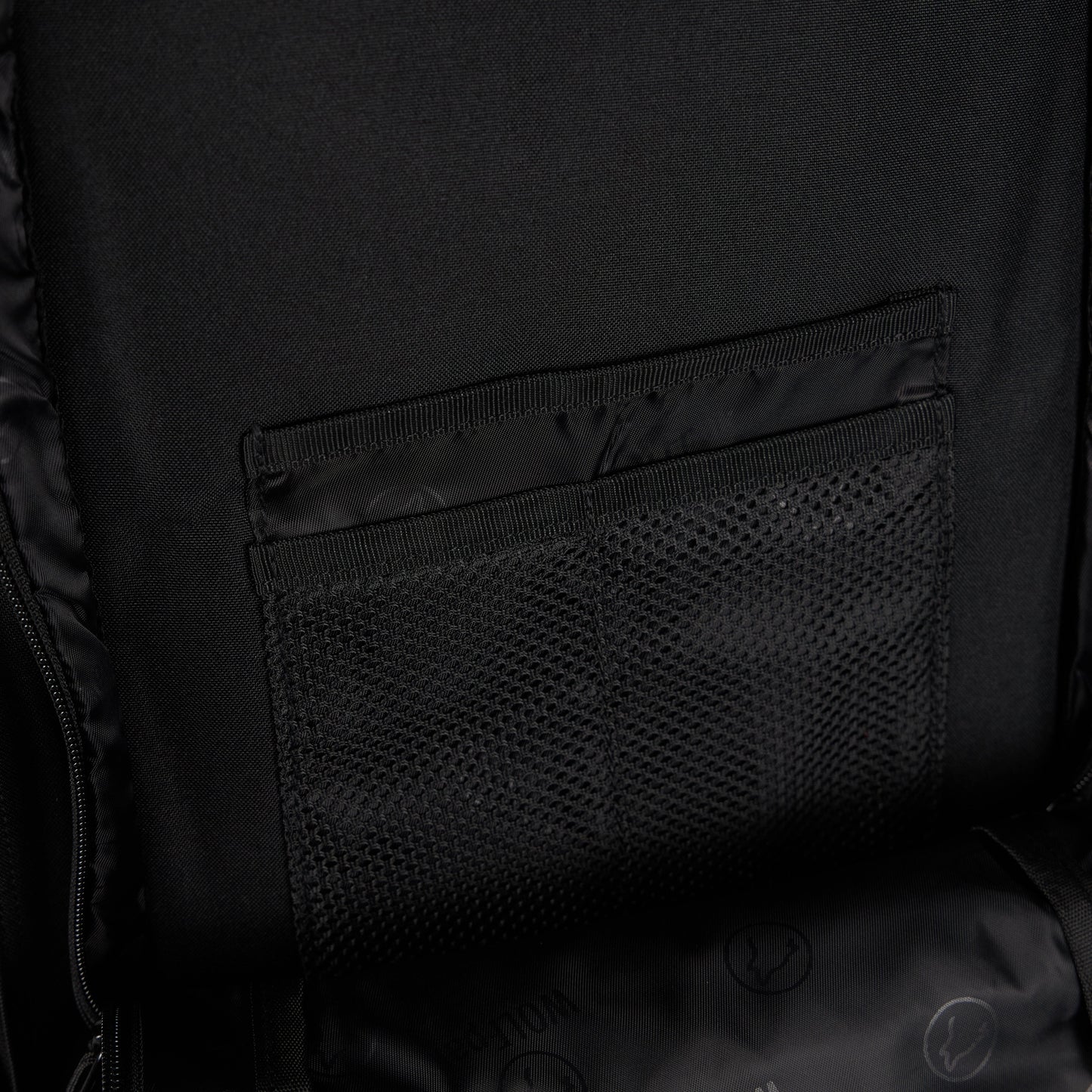 35L Backpack Alpha Black