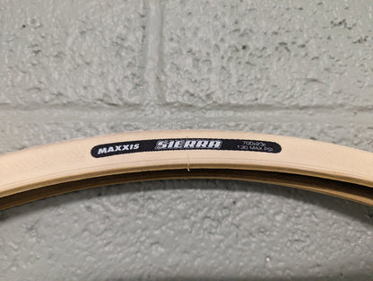 #NewOpenBoxItem - Maxxis Sierra - 700x23c Tire - Cream Color