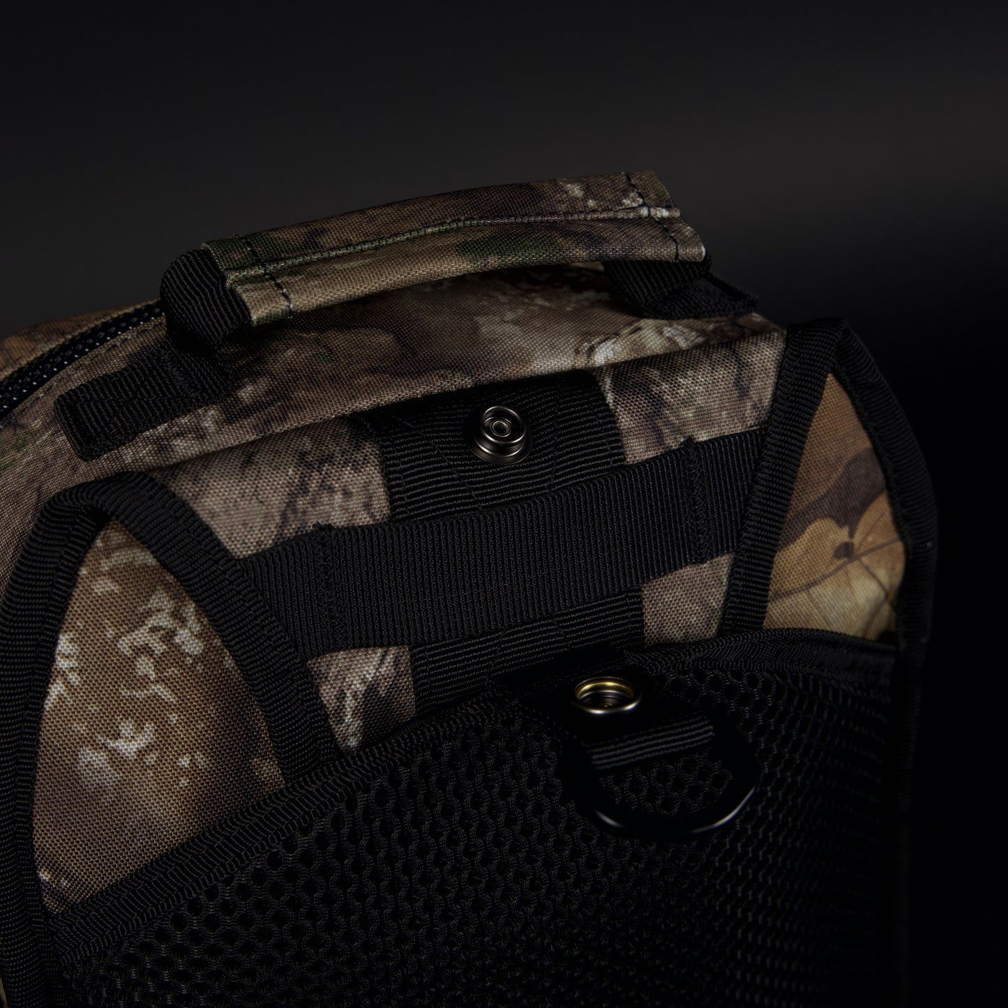 9L Tactical Sling Bag Realtree APX