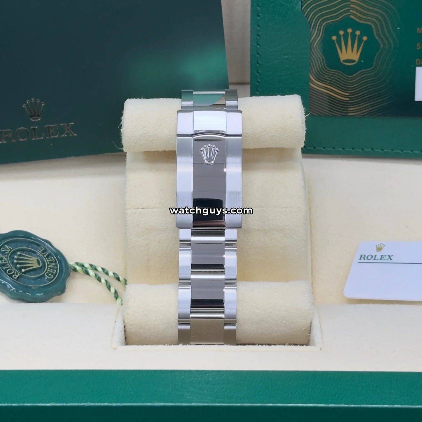 Rolex Datejust 126334 Green Dial Oyster