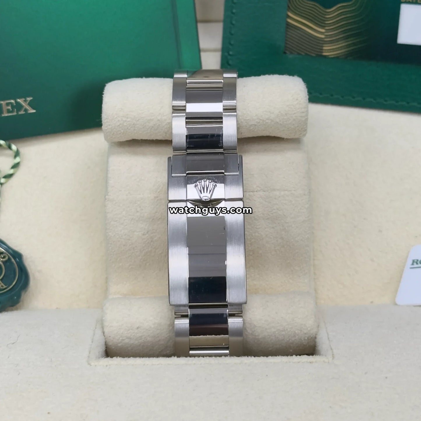 Rolex GMT-Master II 126729VTNR Green