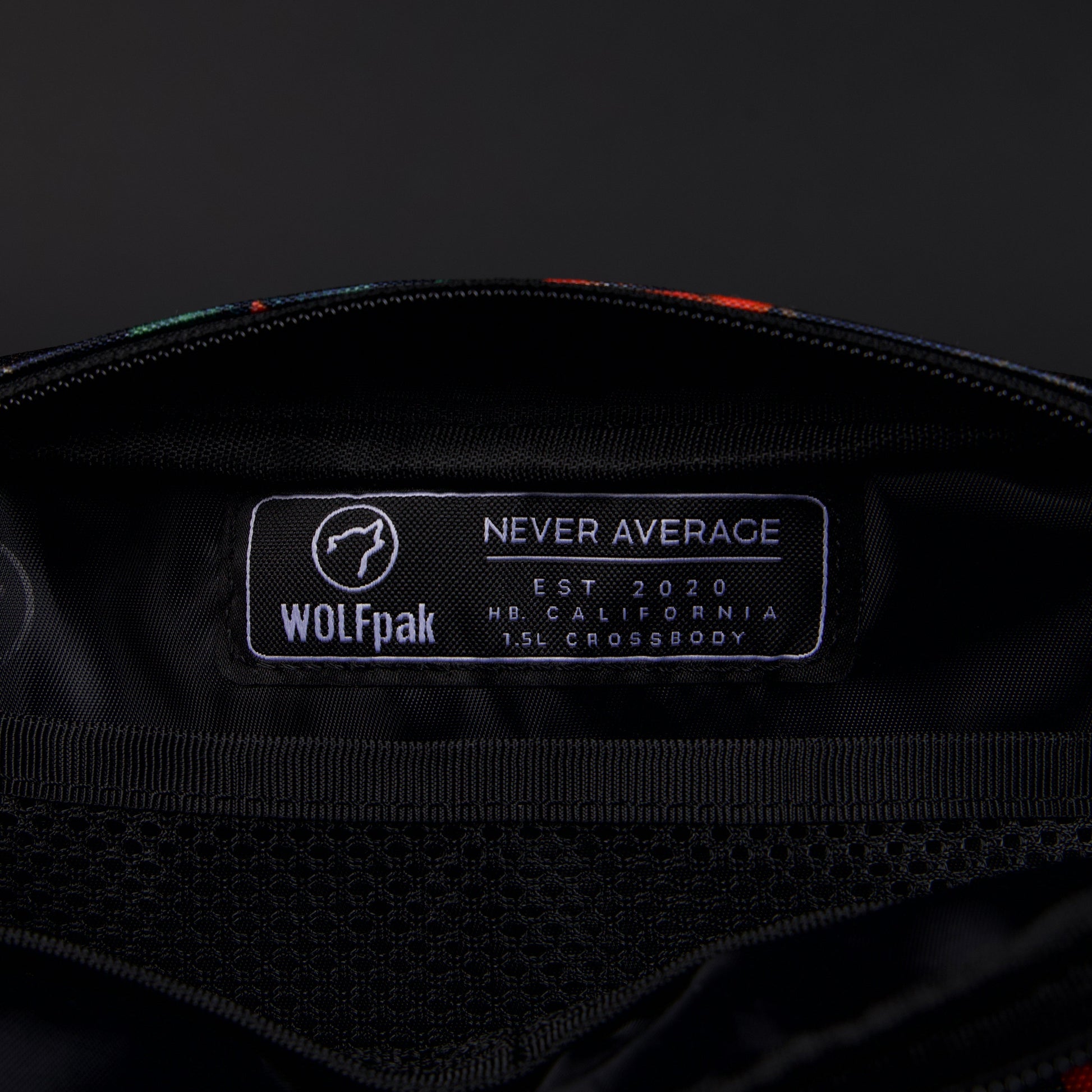 Crossbody Pack Love Never Dies