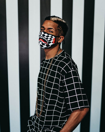 TRIPPY CHECK FACE MASK