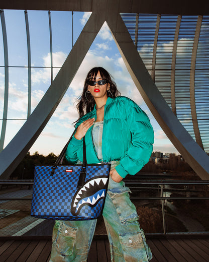 MIDNIGHT MAGIC SHARKS IN PARIS TOTE