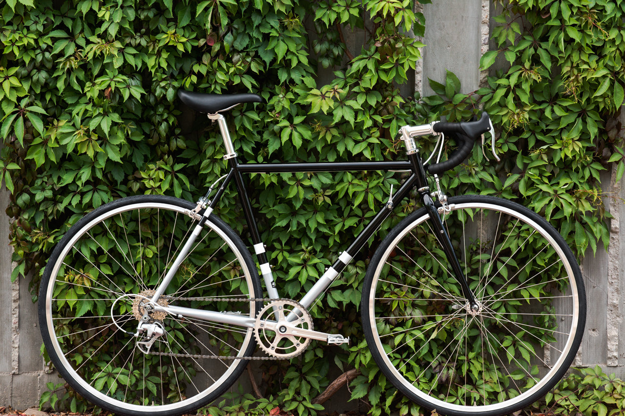 4130 Road - Black & Metallic - (8-Speed)
